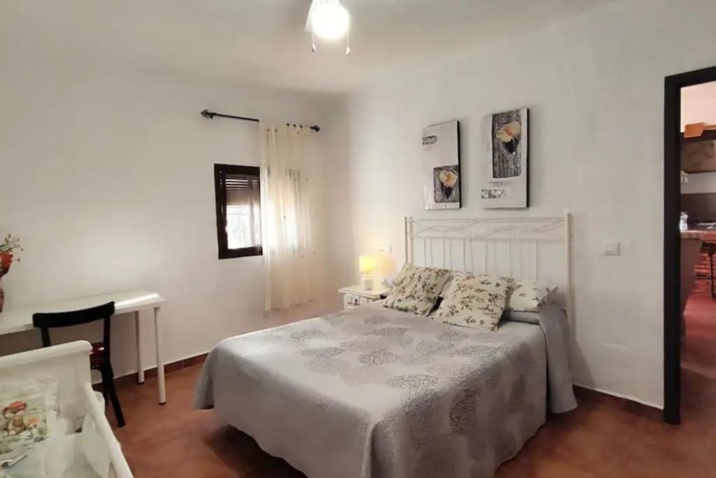Casa La Roca Villa El Gastor Bagian luar foto