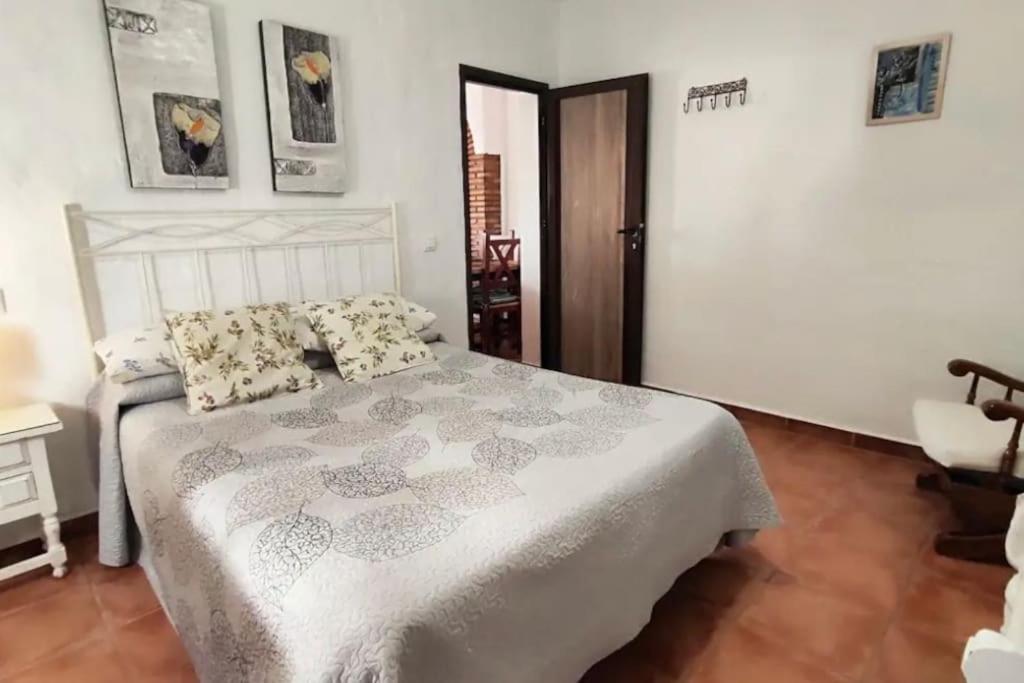 Casa La Roca Villa El Gastor Bagian luar foto